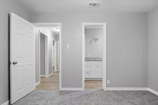 1347 E Palm Dr, Winnie, TX 77665 - Photo 21
