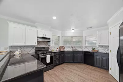 1030 Ginger Street, Santa Fe, TX 77517 - Photo 15