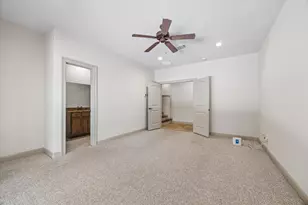 903 Asbury St, Houston, TX 77007 - Photo 7