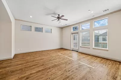 903 Asbury Street, Houston, TX 77007 - Photo 11