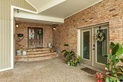 2413 Gerol Drive, Galveston, TX 77551 - Photo 9