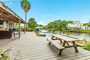 2413 Gerol Dr, Galveston, TX 77551 - Photo 13