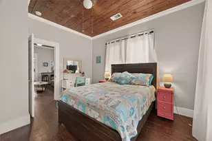 2223 33rd St, Galveston, TX 77550 - Photo 33
