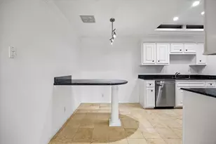 2001 Holcombe Blvd, Houston, TX 77030 - Photo 5