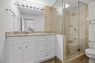 2001 Holcombe Blvd, Houston, TX 77030 - Photo 11