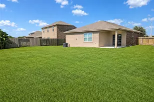 2201 Nautica Terrace Dr, La Marque, TX 77568 - Photo 25