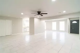 11623 Rowan Ln, Houston, TX 77072 - Photo 7