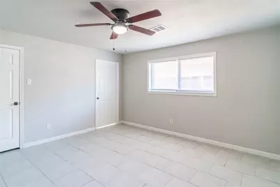 11623 Rowan Lane, Houston, TX 77072 - Photo 9