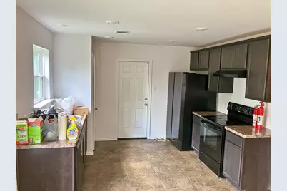 30227 E Geneva Dr, The Woodlands, TX 77386 - Photo 5