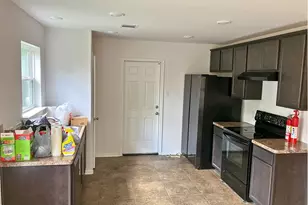 30227 E Geneva Dr, The Woodlands, TX 77386 - Photo 5