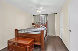 4637 Wild Indigo St, Houston, TX 77027 - Photo 15