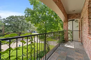 3827 Durness Way, Houston, TX 77025 - Photo 27