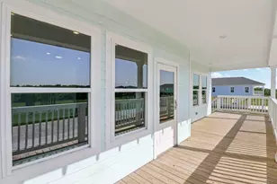 1326 Sapphire Palms Ct, San Leon, TX 77539 - Photo 5