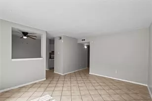 2202 16th Ave N, Texas City, TX 77590 - Photo 1