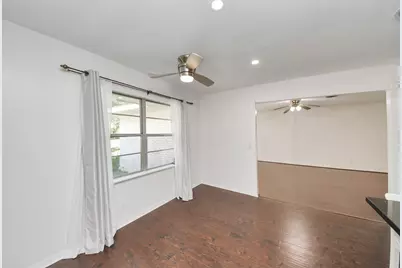 850 Pecanwood Lane, Houston, TX 77024 - Photo 19