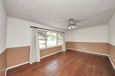 850 Pecanwood Lane, Houston, TX 77024 - Photo 11