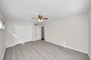 850 Pecanwood Ln, Houston, TX 77024 - Photo 31