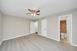 850 Pecanwood Ln, Houston, TX 77024 - Photo 33