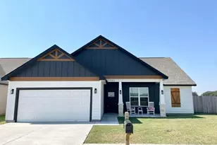 1702 Lantana Ln, El Campo, TX 77437 - Photo 1