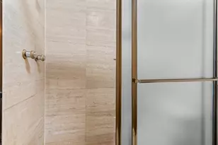 2711 Briarhurst Dr, Houston, TX 77057 - Photo 31