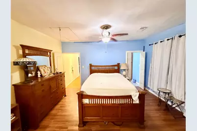 4305 Avenue N 1/2, Galveston, TX 77550 - Photo 5