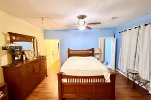 4305 Ave N 1/2, Galveston, TX 77550 - Photo 5