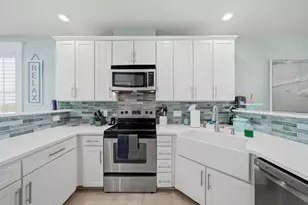 26350 Cat Tail Dr, Galveston, TX 77554 - Photo 17