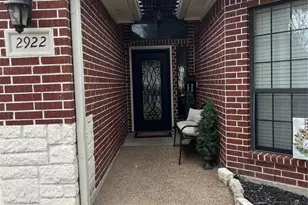 2922 Twisted Oak Dr, Brenham, TX 77833 - Photo 3