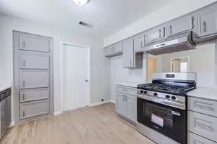 2035 Deerhurst Ln, Houston, TX 77088 - Photo 7