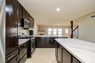 11719 Cabot Hill St, Houston, TX 77044 - Photo 9