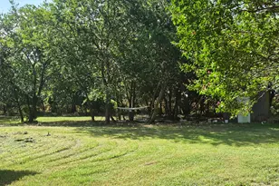 1120 Battle Lake Rd, Hallsburg, TX 76682 - Photo 7