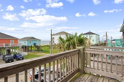 1819 Redfish Lane, Crystal Beach, TX 77650 - Photo 1