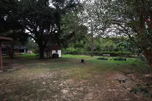 107 Machemehl Dr, Bellville, TX 77418 - Photo 23