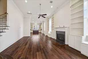 1015 St Charles St, Houston, TX 77003 - Photo 5