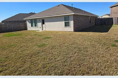 4226 Midnight Marble Drive, Baytown, TX 77521 - Photo 5