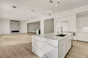 6533 Corbin St, Houston, TX 77055 - Photo 15