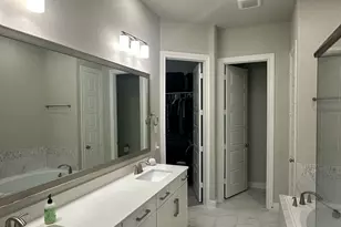 8409 Soaring Sky Ln, Houston, TX 77063 - Photo 11