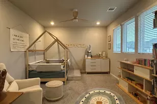 8409 Soaring Sky Ln, Houston, TX 77063 - Photo 17