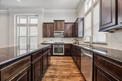 2048 Fannin Station S, Houston, TX 77045 - Photo 17
