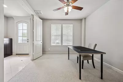 2048 Fannin Station S, Houston, TX 77045 - Photo 9