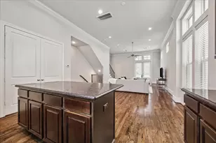 2048 Fannin Station S, Houston, TX 77045 - Photo 15