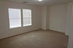 16746 Fallen Timbers Dr, Conroe, TX 77385 - Photo 9