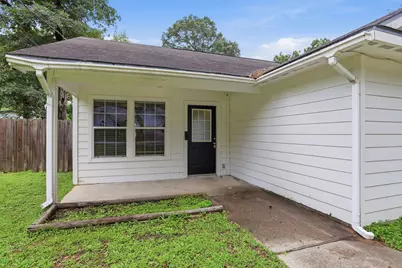 10793 Royal Magnolia Drive, Conroe, TX 77303 - Photo 3