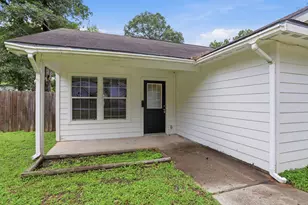 10793 Royal Magnolia Dr, Conroe, TX 77303 - Photo 3