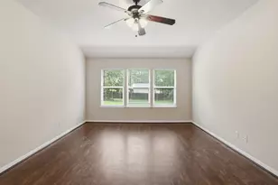 10793 Royal Magnolia Dr, Conroe, TX 77303 - Photo 13