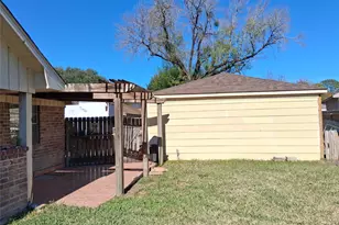 4315 Baneway Dr, Houston, TX 77072 - Photo 17