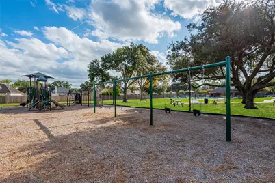 5115 Cherrywood Court, League City, TX 77573 - Photo 39