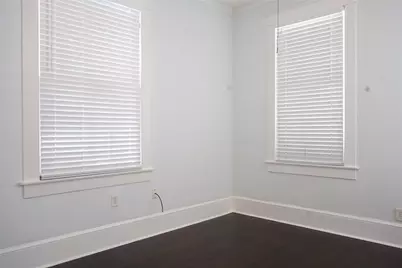2826 Avenue P1/2, Galveston, TX 77550 - Photo 13