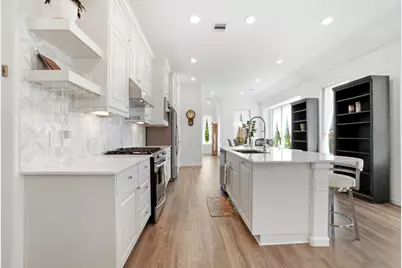 1409 Northwood Bluff Lane, Pinehurst, TX 77362 - Photo 7