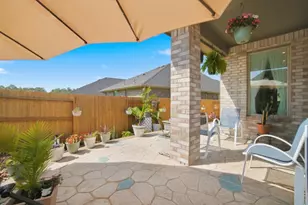 1409 Northwood Blf Ln, Pinehurst, TX 77362 - Photo 17